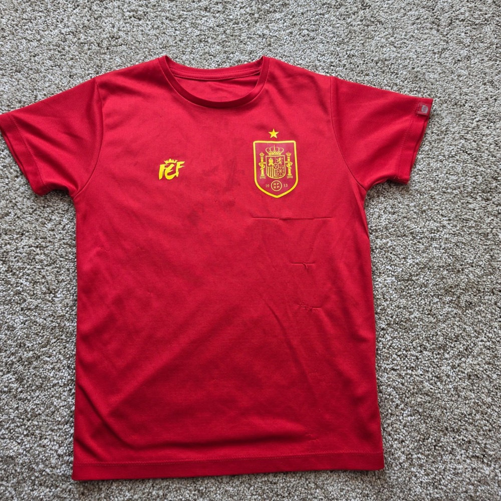 RFEF Spain Soccer Jersey Kids M Red Short Sleeve Athletic Outdoor Casual Boys